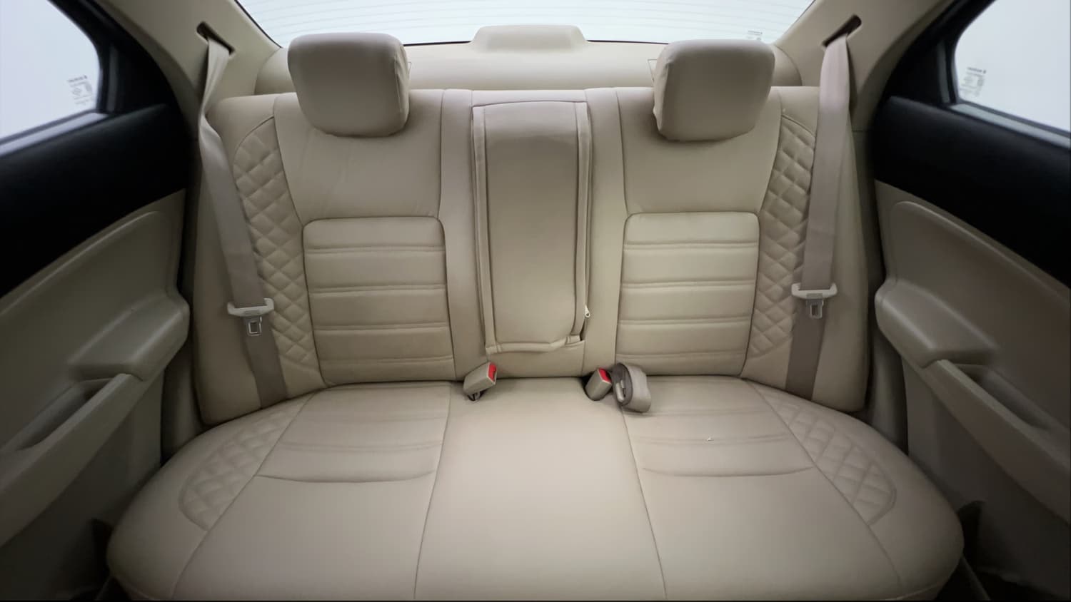 Sedan — Rear seat