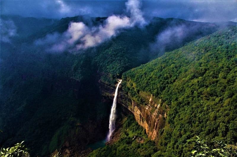 Nohkalikai Falls in Cherrapunji, Meghalaya – India’s tallest plunge waterfall cascading into a lush green gorge in one of the wettest places on Earth